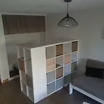 Appartement /Studio Idealement Situe Quai Malfato ...