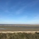 Acces Direct Mer. Plage Du Debarquement