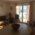 Marina Dans Residence Avec Piscine