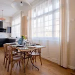 Elegant Appartement En Plein Coeur De Cabourg - Les Locations De Proust