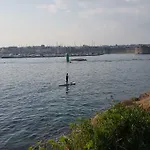 A Babord ! Pres Du Port.