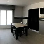 Charmant Appartement A Proximite De La Plage