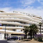 0Zin1 : Les Terrasses De La Falaise, 6 Personnes