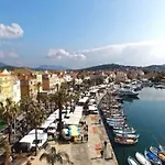 Maison De Ville En Plein Coeur De Sanary 3 Double Chambres 105M2