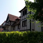 Les Manoirs De Deauville