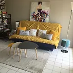 Appartement T2 Refait A Neuf, Piscine