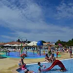 Camping Les Charmettes-