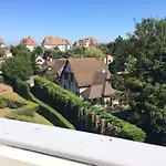 Deux Pieces A Cabourg-Plage. Entre Thalasso Et Golf, Les Sejours D'Heloise