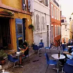 Grand Studio Au Pied Du Panier