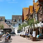 Les Marinas Port Deauville