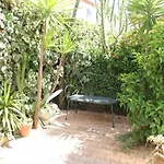 Appartement Dans Quartier Calme Avec Jardin Pour 2 Pers