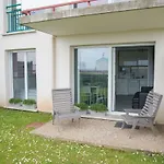 Le B04