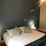 Comme A La Maison