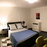 Rare Spacieux P3 Climatise Au Centre De Sete