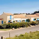Lagrange Vacances Residences Domaine Du Grand Large Et Les Oceanides