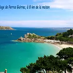 Maison De Bord De Mer A Keriec