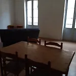 Appart Entier De 49 M² Au Centre Ville