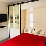 Studio-Cabine, Au Calme, A 5 Min A Pied Du Centre Ville Et De La Plage