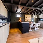 Alma Keyweek Duplex Apartment With Terrace And Ocean View In Biarritz