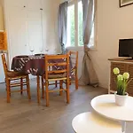 Apartment Guernica