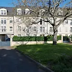 Classy Apartment In Bayeux With Heating Facility