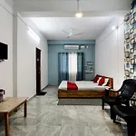 Oyo 10180 Hotel Value