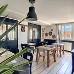 Le Ponton D'Hydroland - Hotel