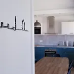 Heveas Private Apartment