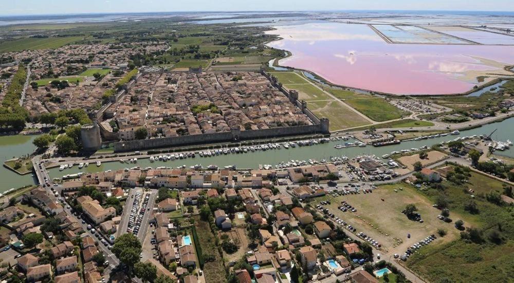 Superbe De Caractere Au Calme * Aigues-Mortes