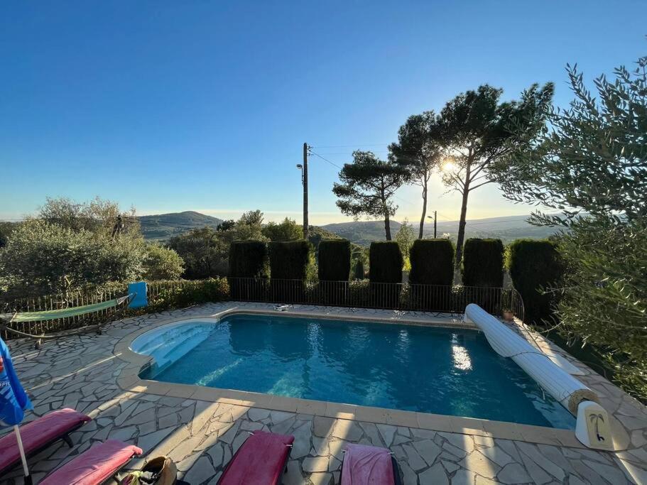 Dependance Neuve Entre Et Nature, Climatisee Avec Vue * Le Castellet (Var)