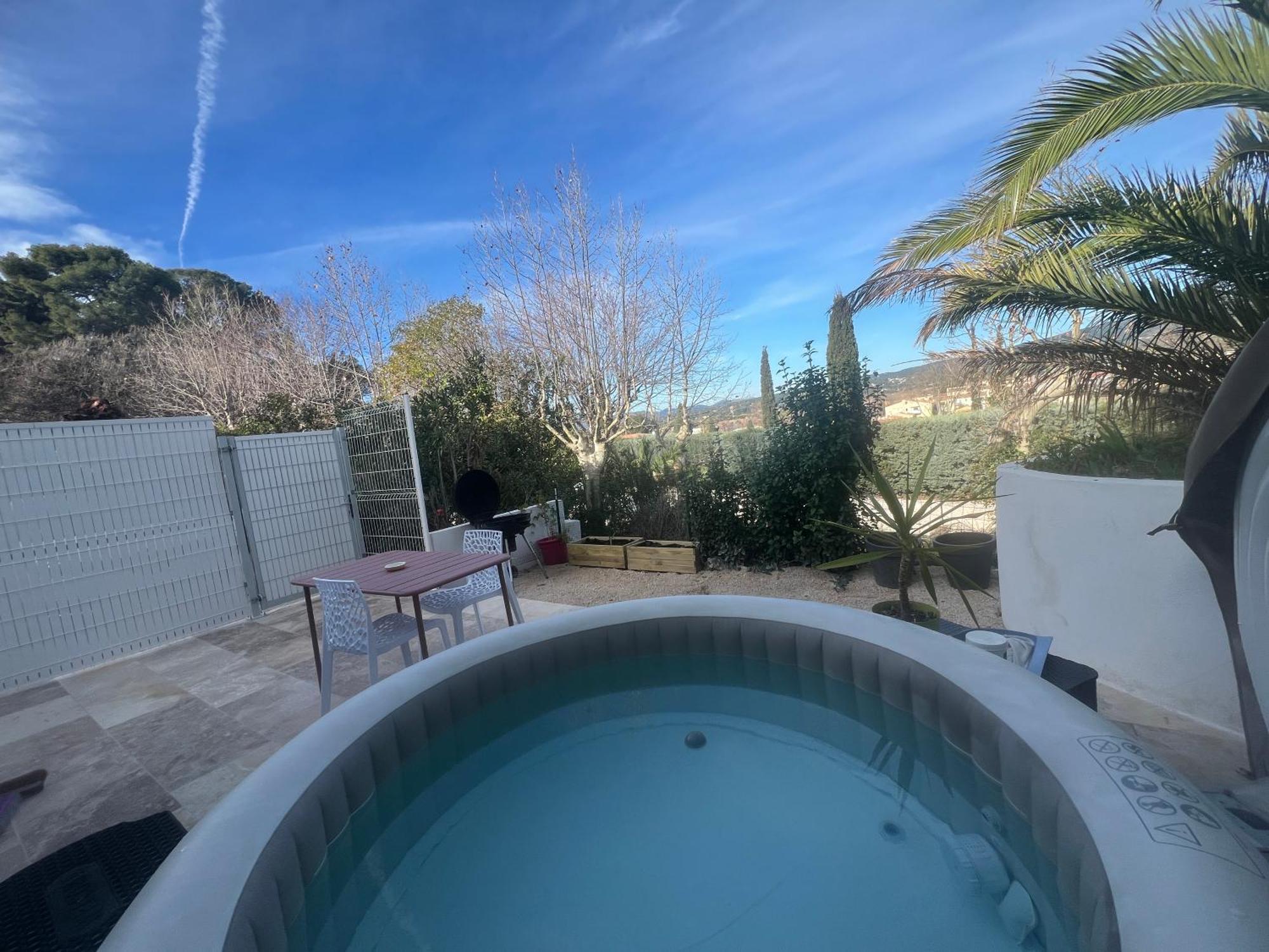 Maison T2 Avec Jaccuzi Wifi Parking Апартаменты