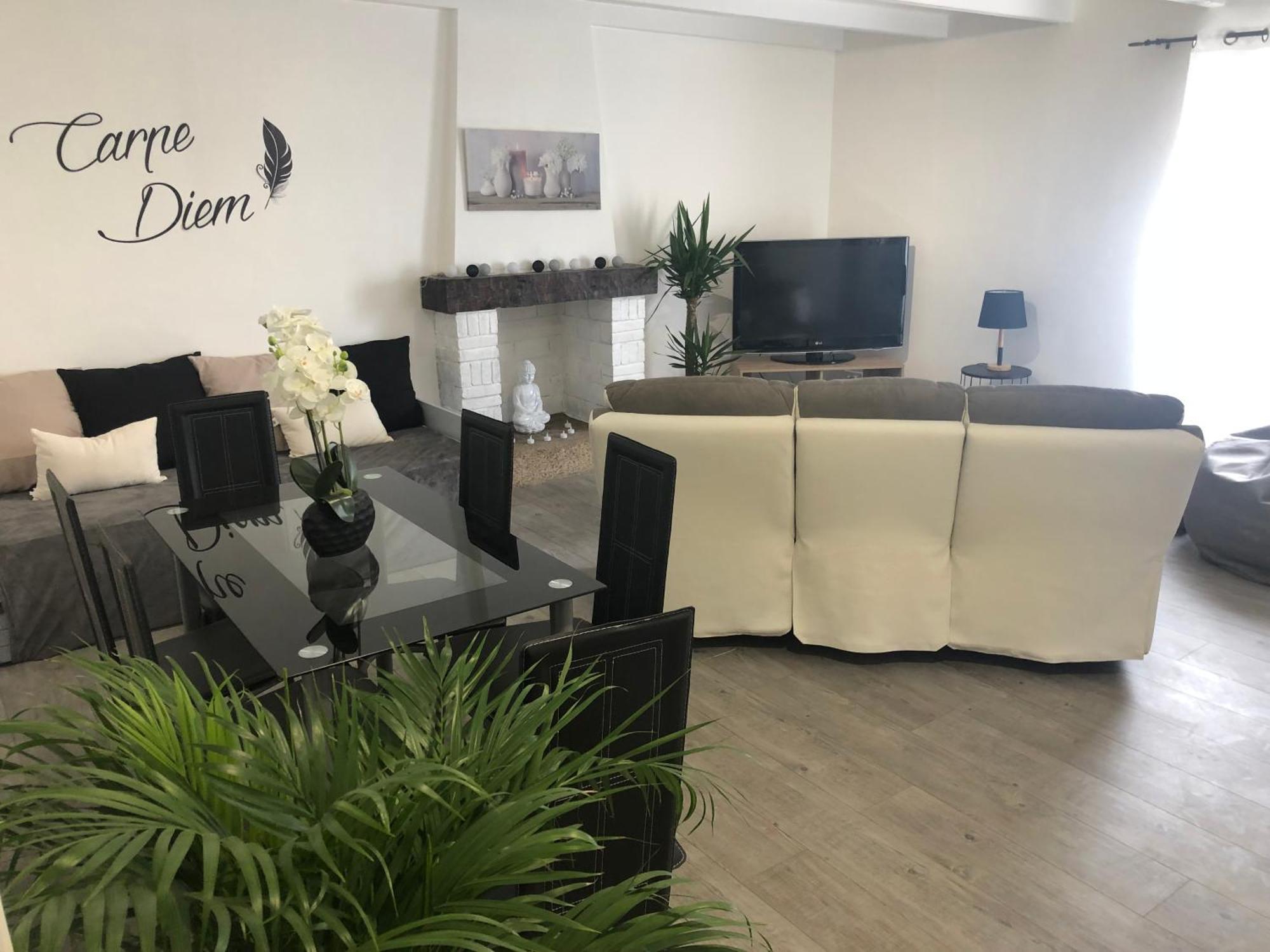 Loue Tres Bel App 75 M2 Deco Modern 150 M Port- Close-halles-marche 15mn